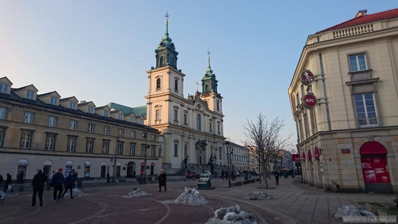 Достопримечательности Варшавы - дворцовая площадь