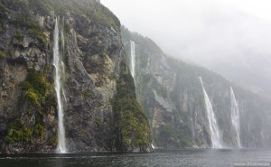Четыре сестры водопад Новая Зеландия