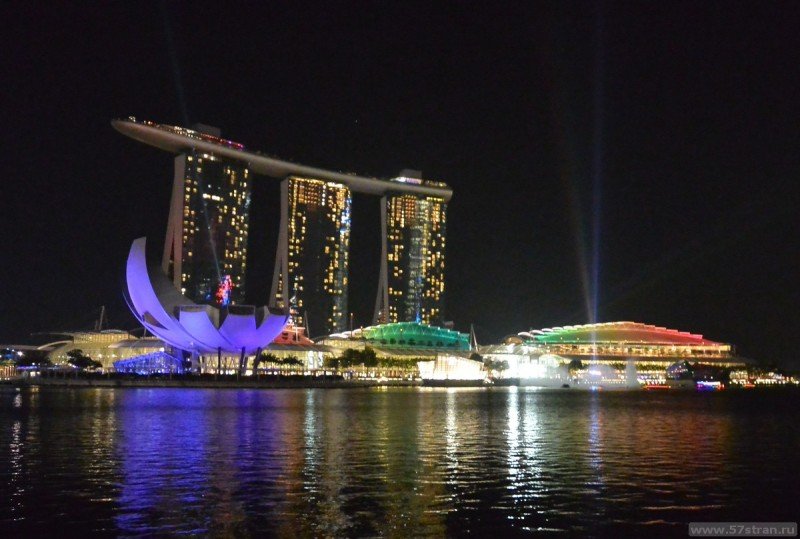 Световое шоу в Сингапуре
